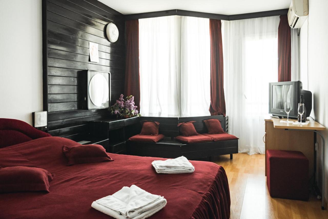 Hotel Lepenski Vir Donji Milanovac Eksteriør billede